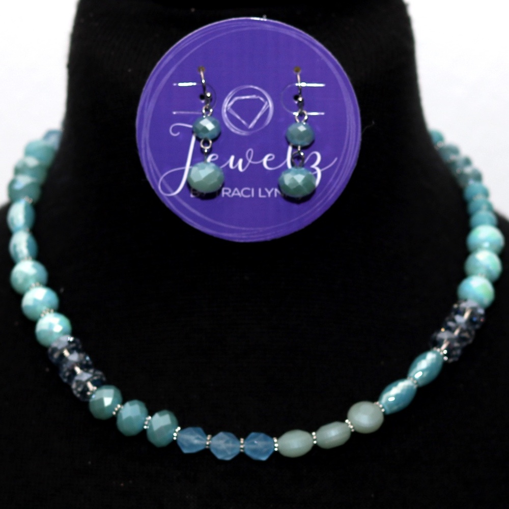 Aqua Bead and Stone Necklace Set